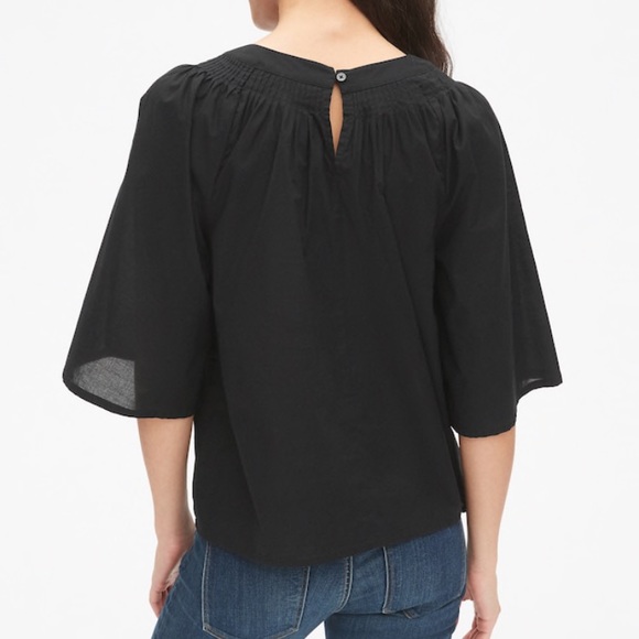 Gap Women’s Pintuck Detail Blouse in WHITE - Picture 2 of 5